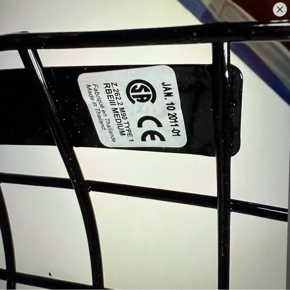 Bauer Black Hockey Helmet face Cage - Picture 3 of 5